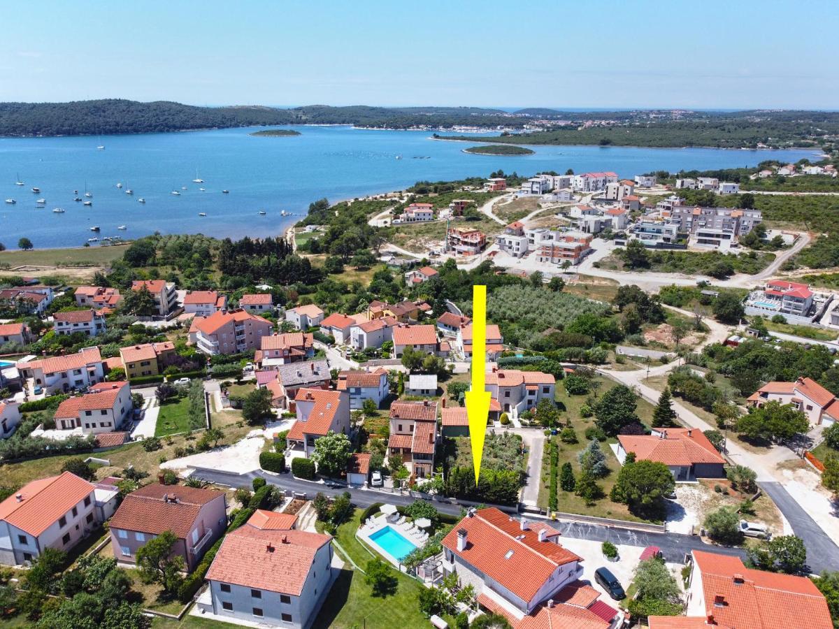 Apartments Biskupije 810 ميدولين المظهر الخارجي الصورة
