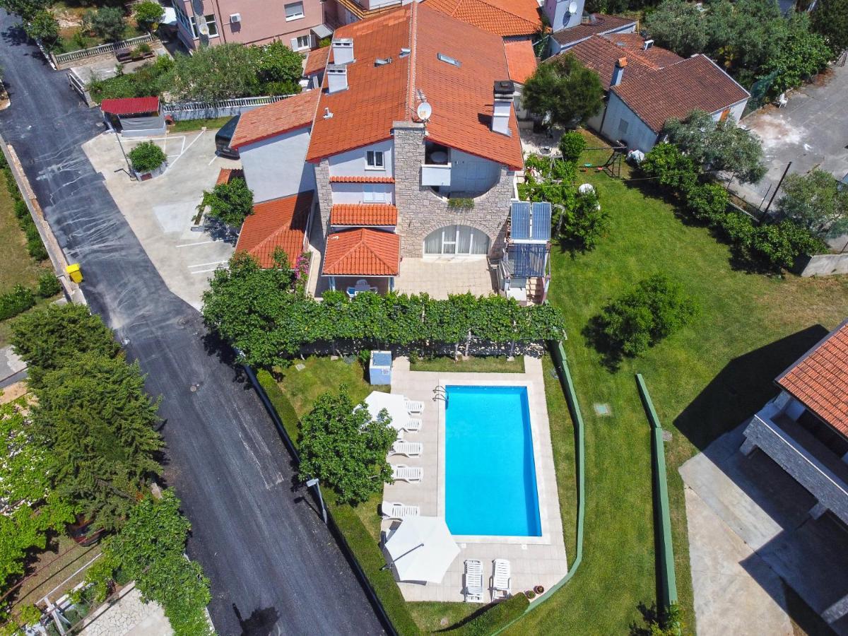 Apartments Biskupije 810 ميدولين المظهر الخارجي الصورة